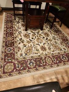 lot 1016 image: The Ephesus Collection area rug made in Turkey 9 ft x 7 ft