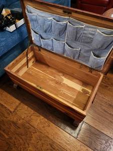 lot 1020 image: Vintage cedar chest14.5 x 36 x 18