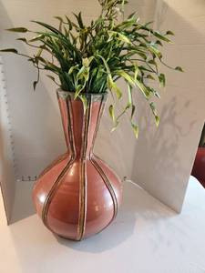 lot 1028 image: Pottery vase 17 in tall, heavy