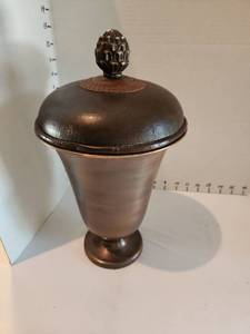 lot 1033 image: Copper vase with lid 13 in tall