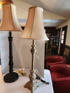lot 1037 image: Metal lamp 36 in tall and decorative lamp 33 in tall