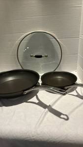 lot 1204 image: Non-Stick Frying Pan Set with Glass Lid