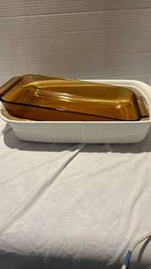lot 1212 image: Amber GlassCake Pan  And White Ceramic Casserole dish.