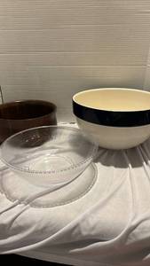 lot 1240 image: Large Ceramic Mixing Bowl, wooden salad bowl and plastic serving bowl