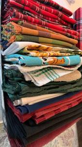 lot 1424 image: Cloth Napkins