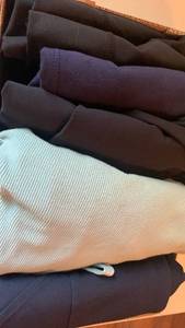 lot 1438 image: Ladies yoga and sweat  pants SM