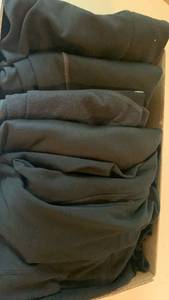 lot 1439 image: Ladies clothes mostly yoga pants SM