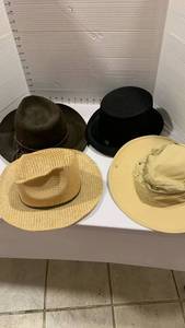 lot 1472 image: Hats