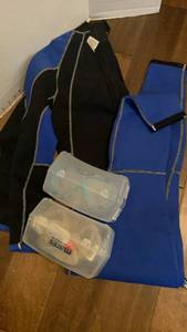 lot 1503 image: Wet suit size L and goggles