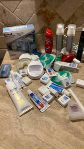 lot 1577 image: Teeth cleaning products