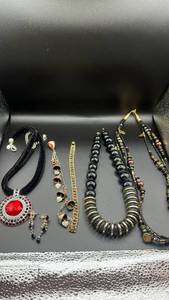 lot 1902 image: Fashion Jewelry Collection - Statement Necklaces and Accessories Set
