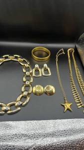 lot 1914 image: Mixed Gold and Silver Tone Fashion Jewelry Collection