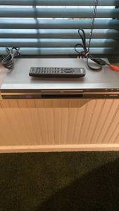 lot 2005 image: Sony cd dvd player with remote IN BASEMENT