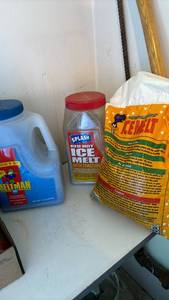 lot 3002 image: Ice Melt Bundle - Meltman, Splash Red Hot, and Road Runner Brands
