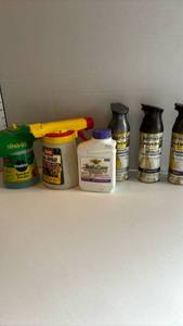 lot 3016 image: Plant products and Sprayers plus Spray Paint