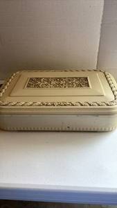 lot 3055 image: Flatware set and extra miscellaneous pieces in an ornate (possibly meerschaum) box