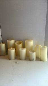 lot 3058 image: Flameless, battery operated candles