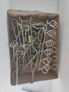 lot 3073 image: Peg Board Hooks