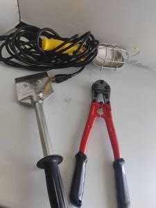 lot 3075 image: Tools.  Drop Light, Bolt Cutters and a Scraper