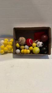 lot 3129 image: Assortment of balls