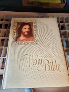 lot 3204 image: The Holy Bible 19711972 edition