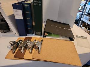 lot 3220 image: Clipboard and 3 ring binders