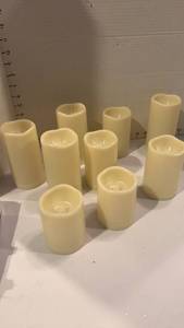 lot 3413 image: Flameless candles