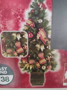 lot 3701 image: Another 4ft. LED Pre Lit Plaza Porch Tree