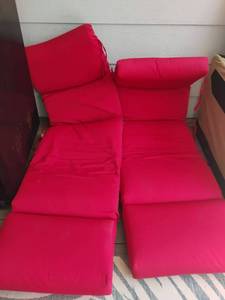 lot 4127 image: 2 Lounge Cushions