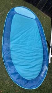 lot 4214 image: Pool float