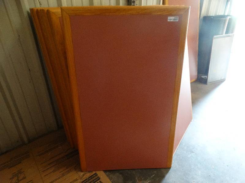 lot 2458 image: Booth table top- 30 x 48