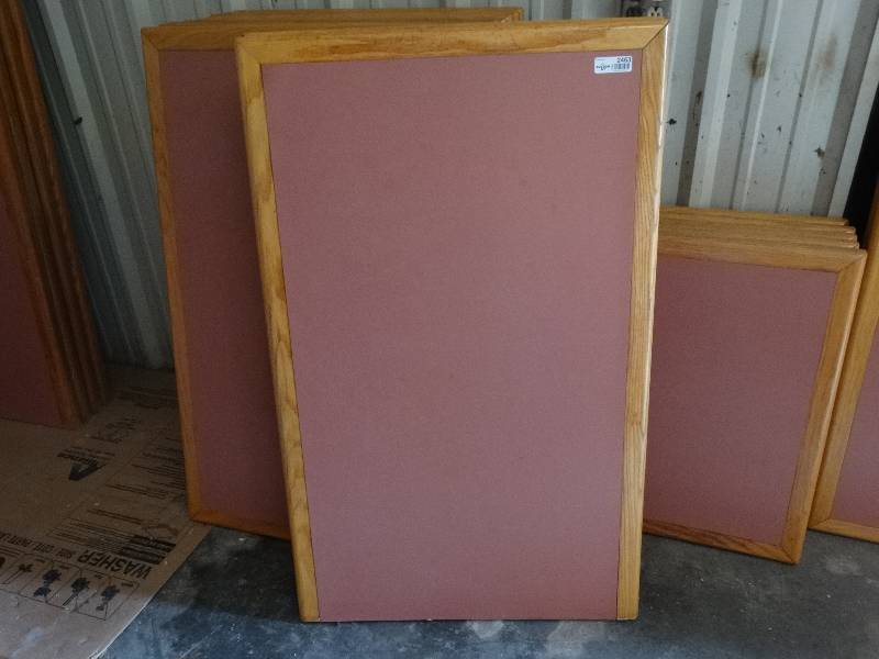 lot 2463 image: Booth table top- 30 x 48