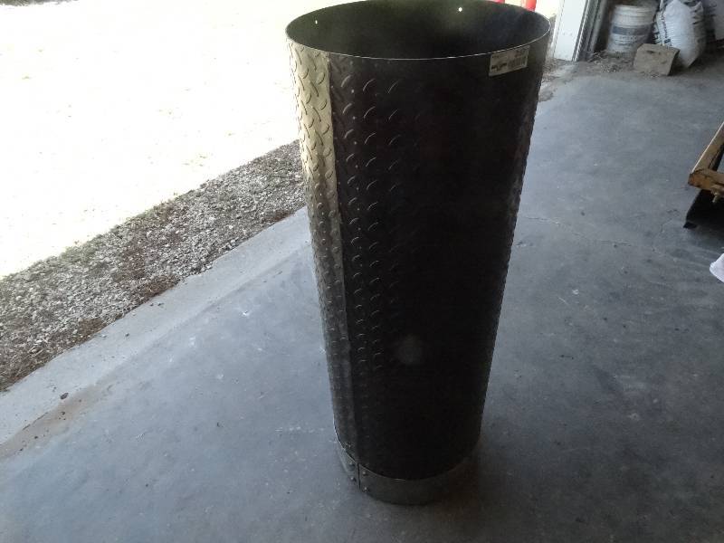 lot 2501 image: 39 x 14 Round Fabricated table pedestal with diamond plate. No table top.