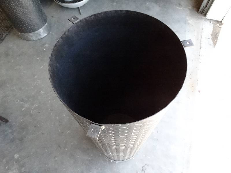 lot 2502 image: 39 x 14 Round Fabricated table pedestal with diamond plate. No table top.