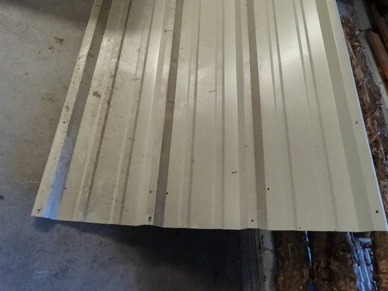 lot 2506 image: Sheet metal for building structure.