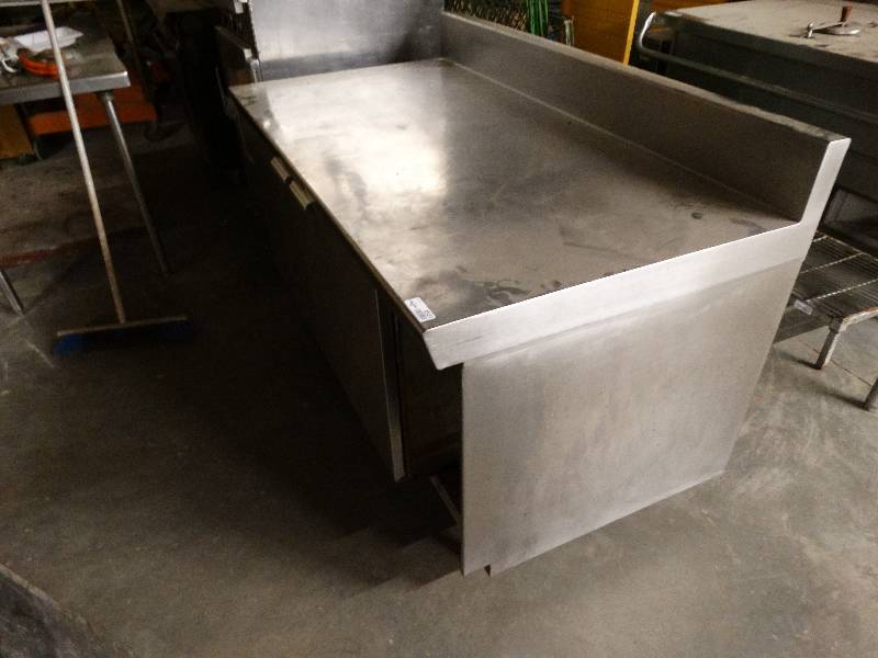 lot 2531 image: Delfield Cooler. No compressor w extra door seal.