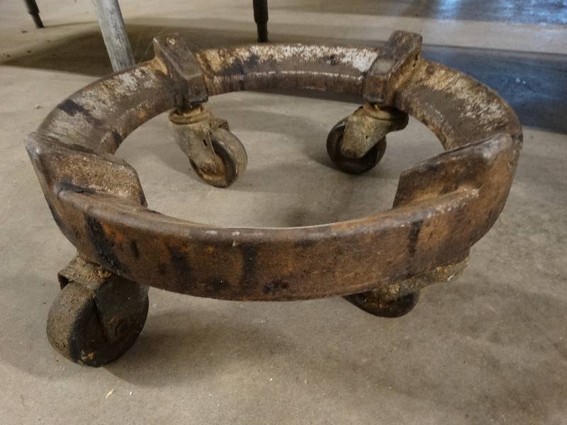 lot 2589 image: Mixing bowl cart. narrowest dia 12.
