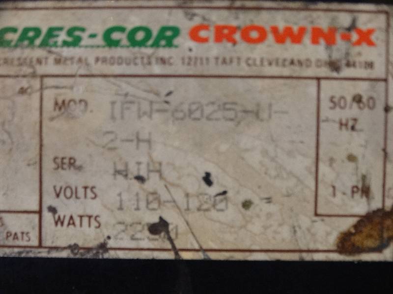 lot 2605 image: Cres-cor Infrared food warmer 110220V, 1Ph.