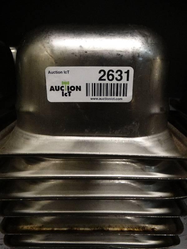 lot 2631 image: Lot of 6 stainless steel food bar container inserts