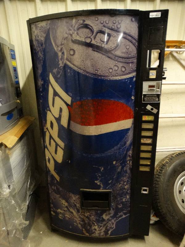 lot 2722 image: Pepsi machine. Works with bill acceptor removed.