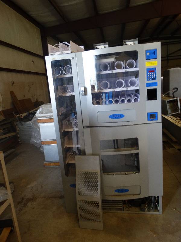 lot 6087 image: Purco Office deli vending machine. Snack unit M#OD16S, Beverage unit M#OD8RD and Entree Unit M#OD14F