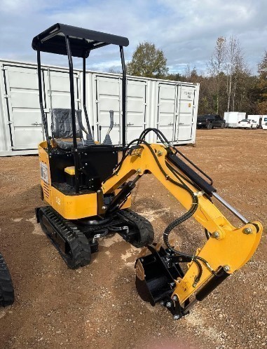 lot 2523 image: Unused Landhero LDH- KV16  1 Ton Mini Excavator