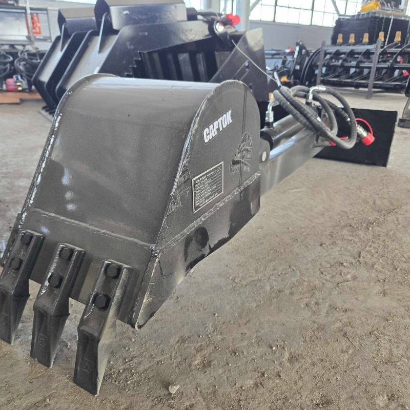 lot 7047 image: Unused CK-ZWB Straight Digging Arm for Mini Skid Steer Loader&nbsp