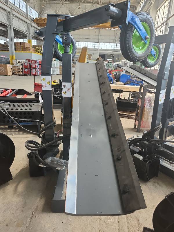 lot 7415 image: CK-GR87 Skid Steer Hydraulic Wheel Grader Attachment