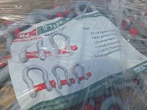 lot 8134 image: U Type Shackle (Screw Pin) 38 Total Shackles&nbsp