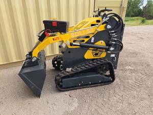 lot 9602 image: SDLANCH SDLL50 Mini Skid Steer Loader