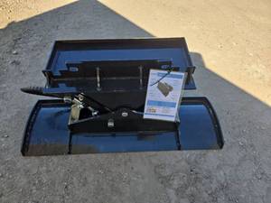 lot 9620 image: Unused Mini Skid Steer Bulldozer Blade