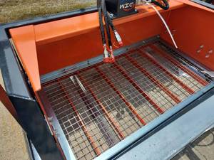 lot 3521 image: Unused WIG 72-inch Skid Steer Vibratory Screening Bucket Attachment