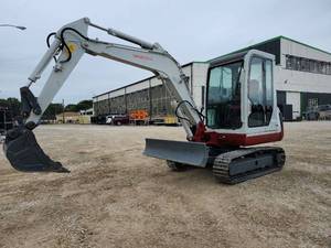 lot 58 image: 2017 Takeuchi TB230 Mini Excavator  Yanmar Diesel