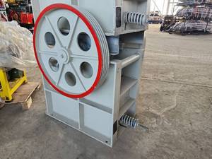 lot 7528 image: Unused Captok Jaw Crusher  PSJ220